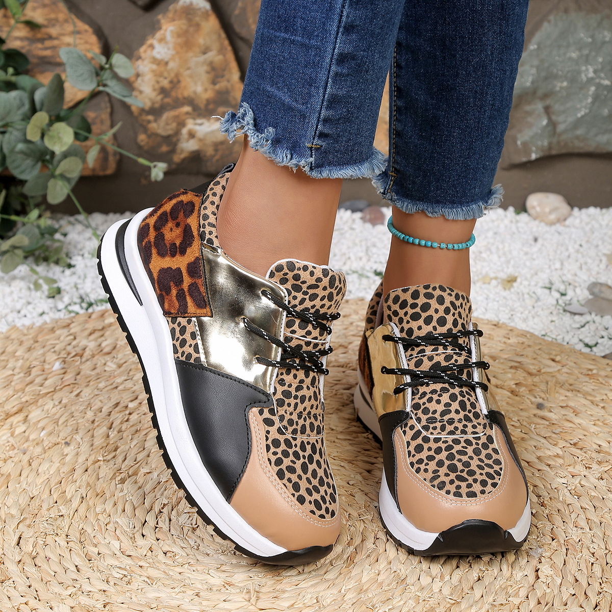 Sporty Colorblock Casual Women's Single-Layer Shoes foto 4