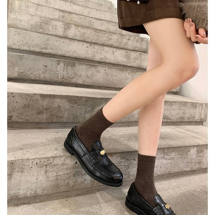 Round-toe Small Gold Coin Loafers British-style Leather Slip-ons foto 5