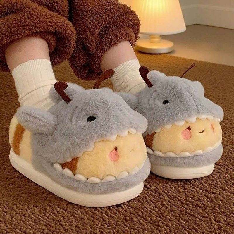 Shark Cotton Slippers Men And Women Fun And Cute Shark Bee Couple Household Bag Heel Fluffy Shoes Winter foto 5