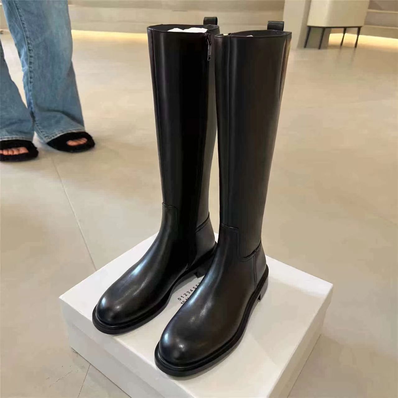 Round Toe Side Zipper Fleece-lined Long Biker Boots Women's Autumn And Winter foto 3