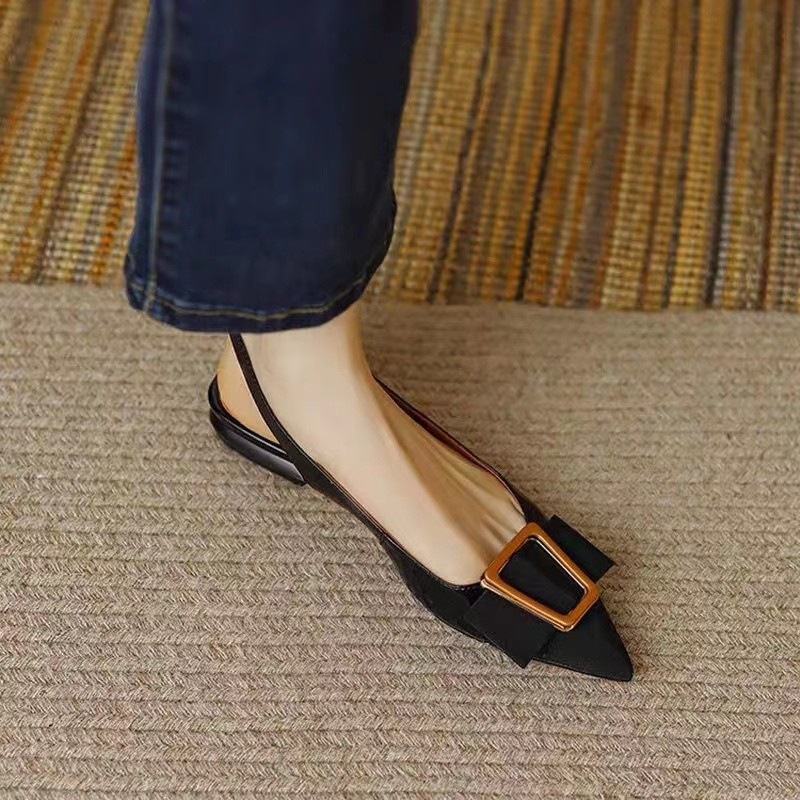 Metal Buckle Back Empty Word Strap Closed Toe Sandals foto 3