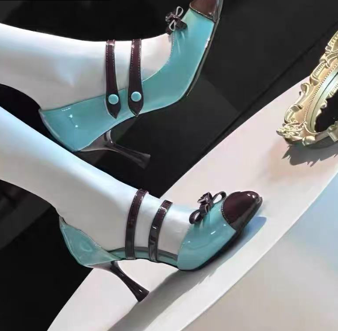 Elegant Womens Side-cut-out High Heels foto 4