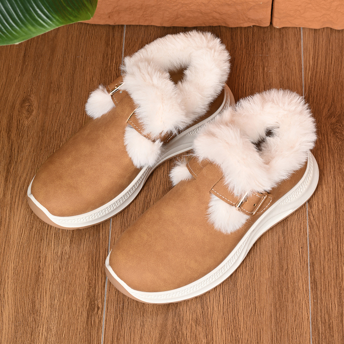 Winter Women's Fashion All-match Slip-on Thick Bottom Fluffy Cotton Shoes foto 4