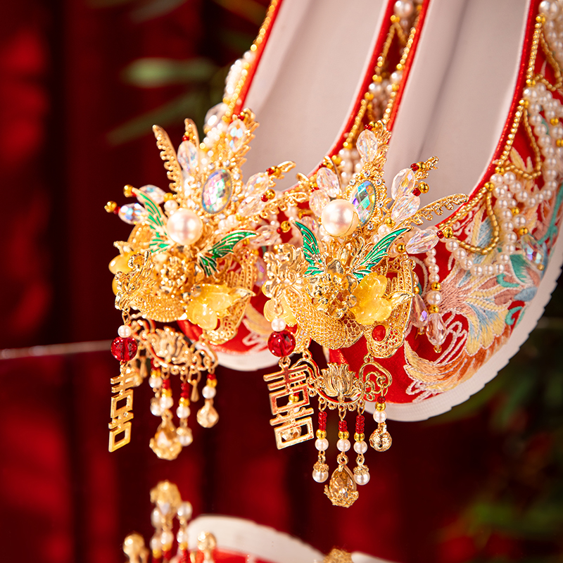 Original Handmade Dragon And Phoenix Xiuhe Hanfu Shoes, Chinese Wedding Shoes For Brides, Embroidered Phoenix Crown And Robe Style Platform Shoes For Women foto 3