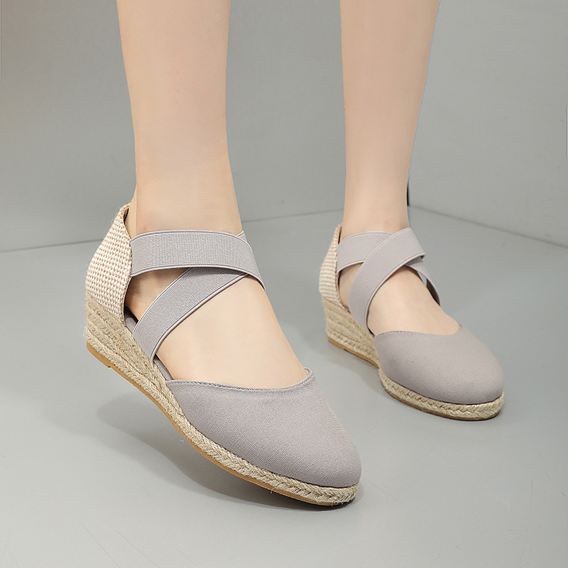 Comfortable Height-increasing Wedge Shoes With A Breathable Closed-toe Design foto 3