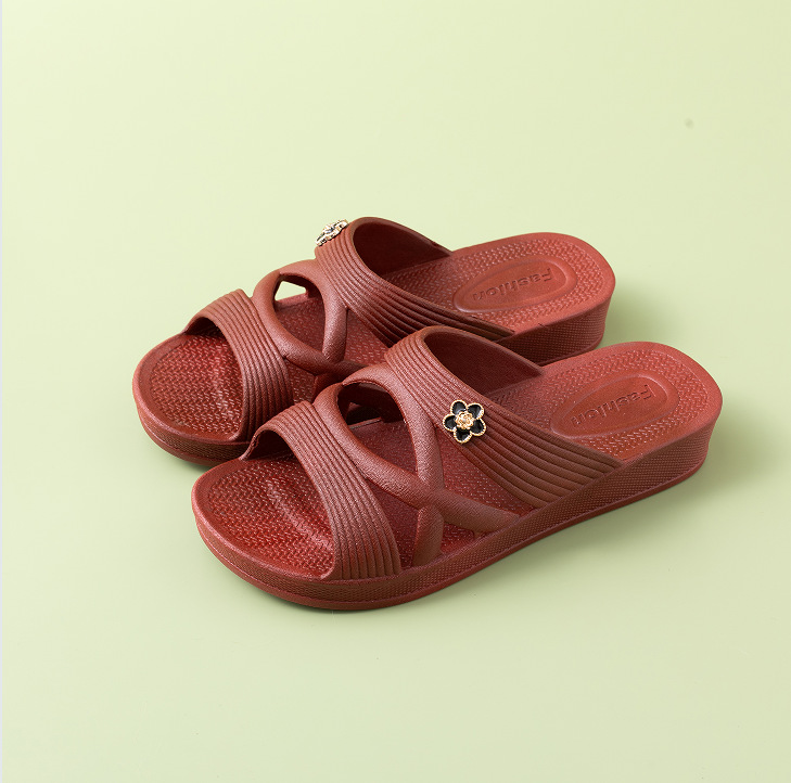 Casual Non Slip Thick Soled Slippers With A Comfortable Outdoor Atmosphere foto 2