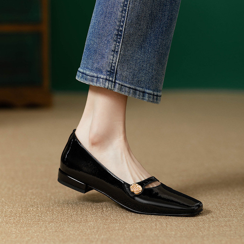French Low Heel Camellia Women's All-matching Thick Heel Shoes foto 2