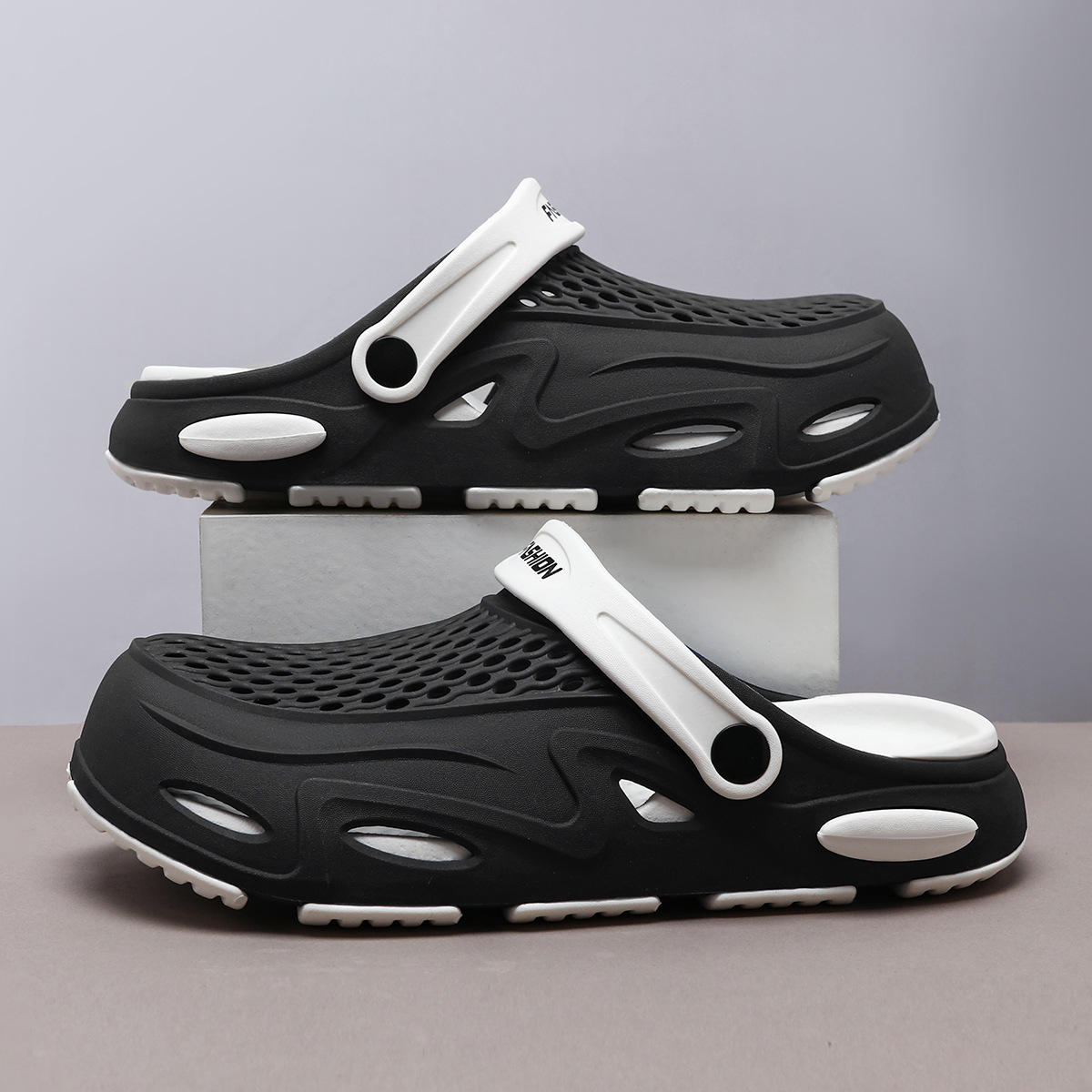 Men's Summer Closed Toe Non-slip Breathable Beach Slippers foto 3
