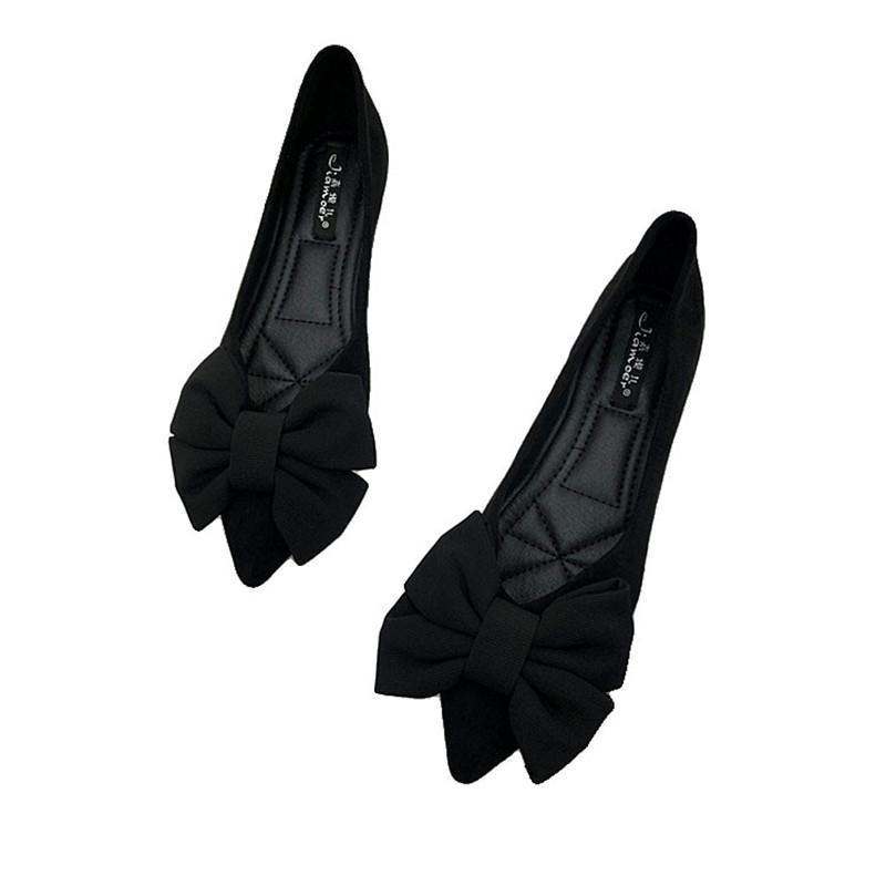 Shoes With Rubber Soles And A Black Bowversatile For Work foto 4