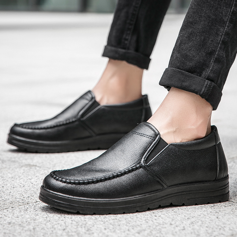 Stylish And Lightweight Business Casual Men's Shoes