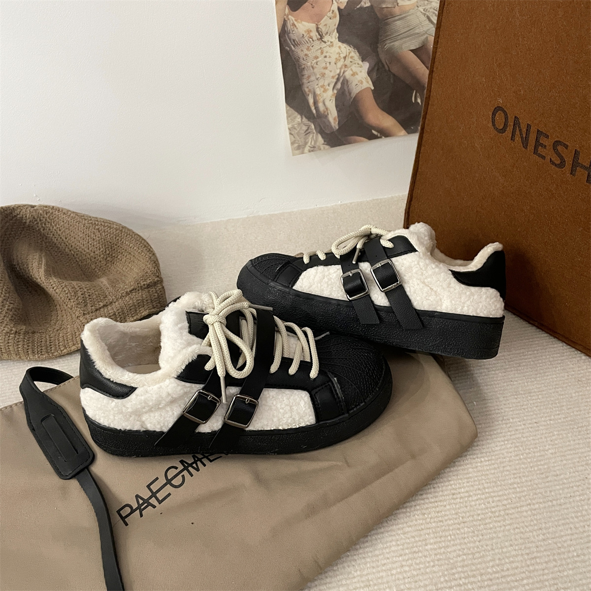 Popular Casual Retro High Sense Special-interest Design Women's Fleece Lined Thermal Shoes foto 2