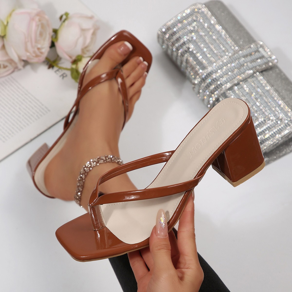 Women's Fashion Plus-Size High-Heel Flip-Flops foto 2
