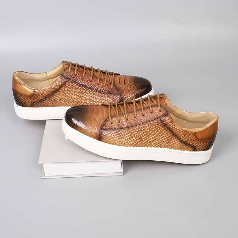 Lace-up Embossed Flat Casual Leather Shoes For Men foto 2
