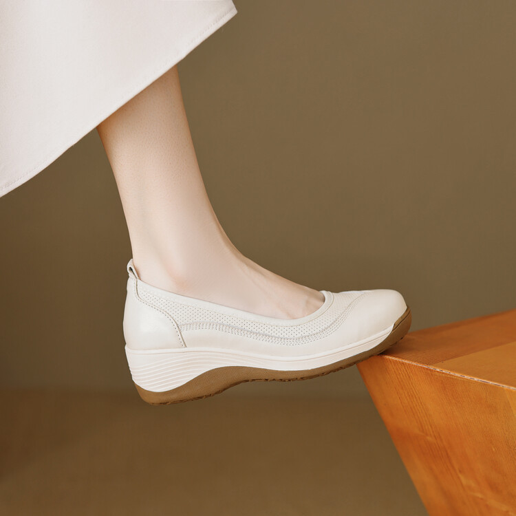 High Heel Leather Shoes Thick Bottom Lazy Platform Round Head Slip-on Pumps foto 4