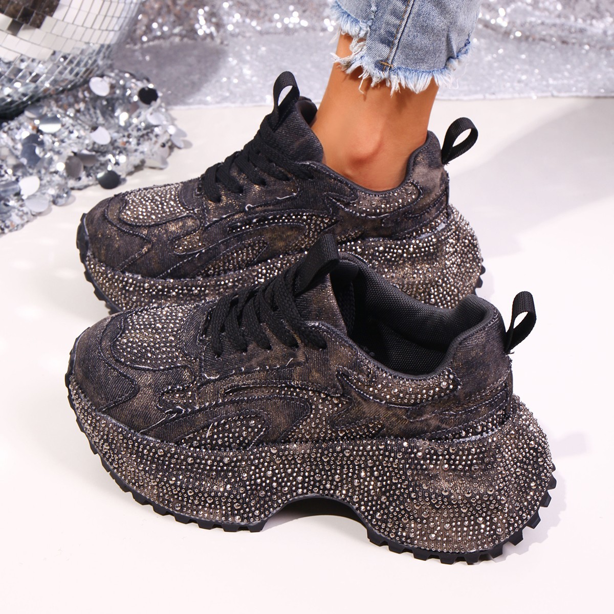 Womens Stylish Versatile Height-increasing Thick-soled Casual Sneakers foto 2