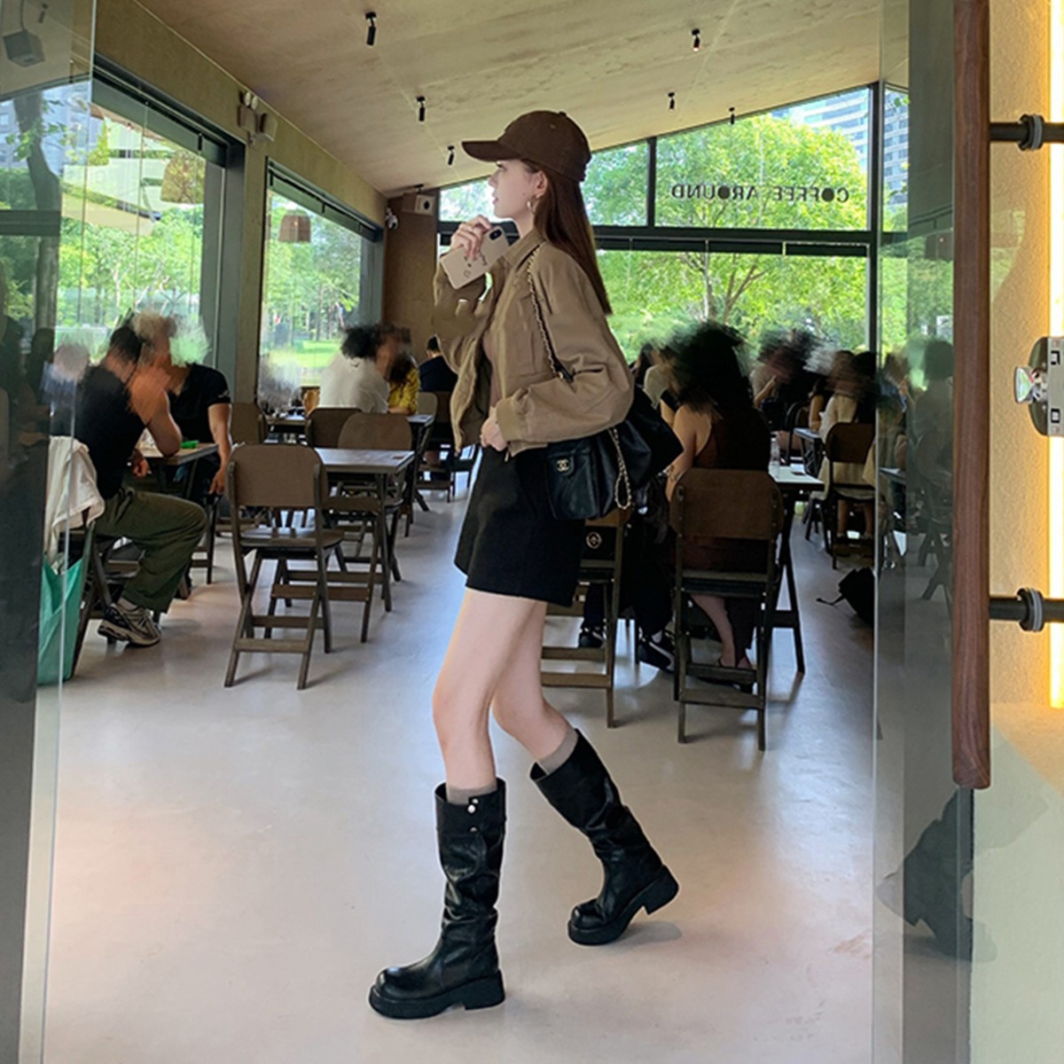 Women's 5cm Height-Enhancing Three-Dimensional Round-Toe Thick-Soled Chunky-Heel Riding Boots With Snap Buttons foto 5