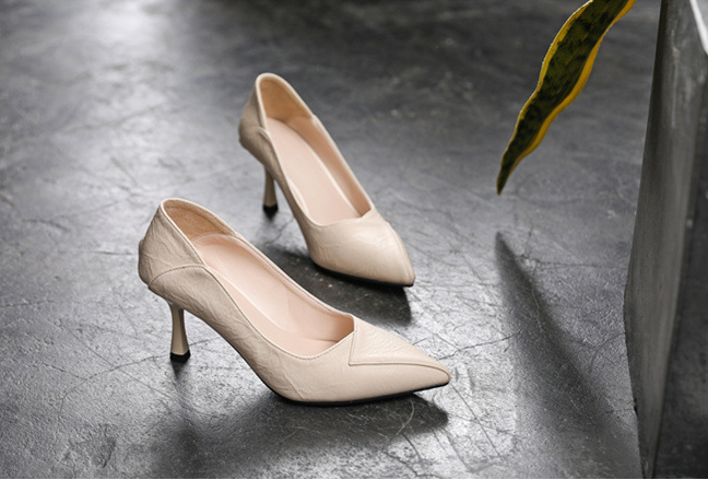 Soft Surface Small Size Two-way Work Stiletto Heel Large Size High Heels foto 4