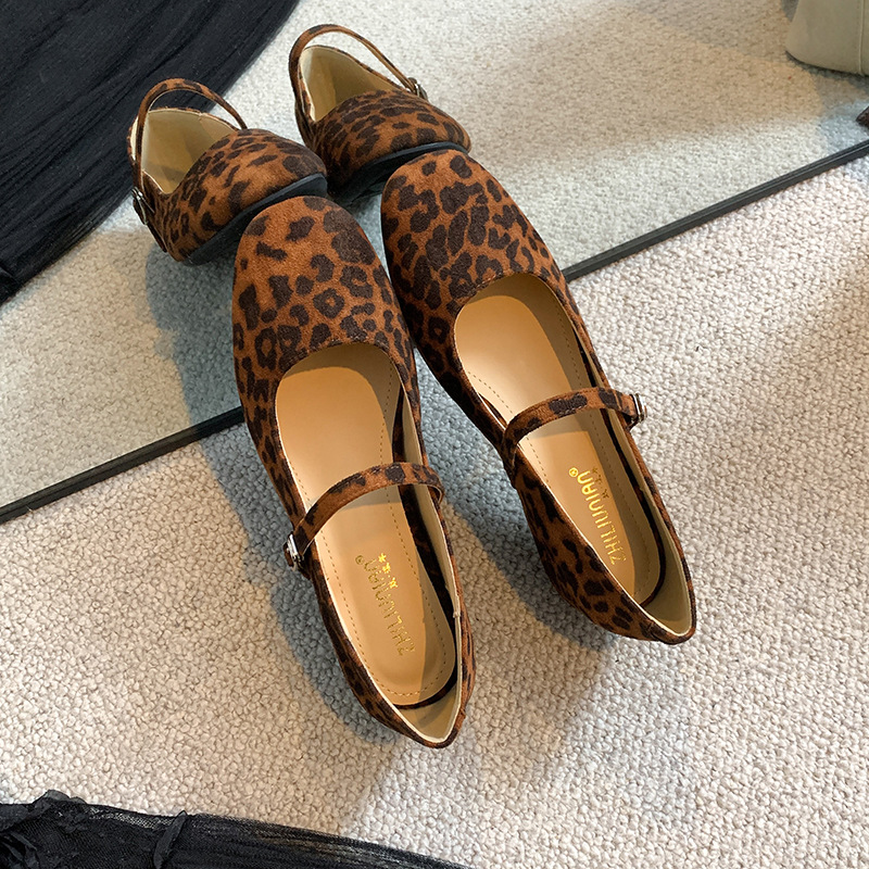 French-style Square-toe Mary Jane Shoes With A Hidden Heel foto 4