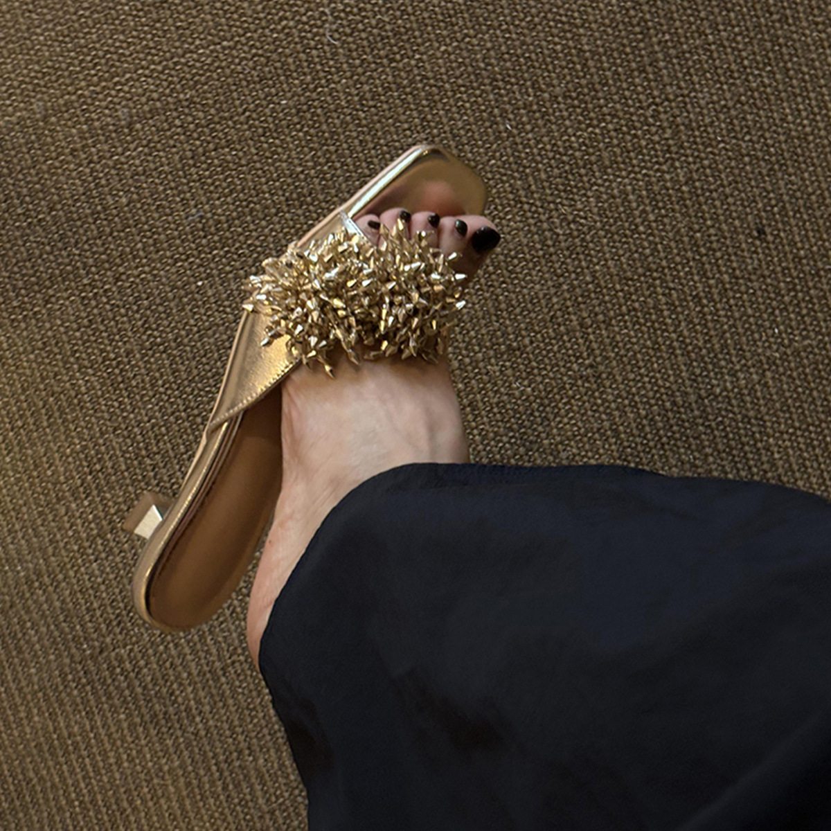 French-style Luxurious Shimmering Slippers With A Square Toe For A Sophisticated Vibe foto 2