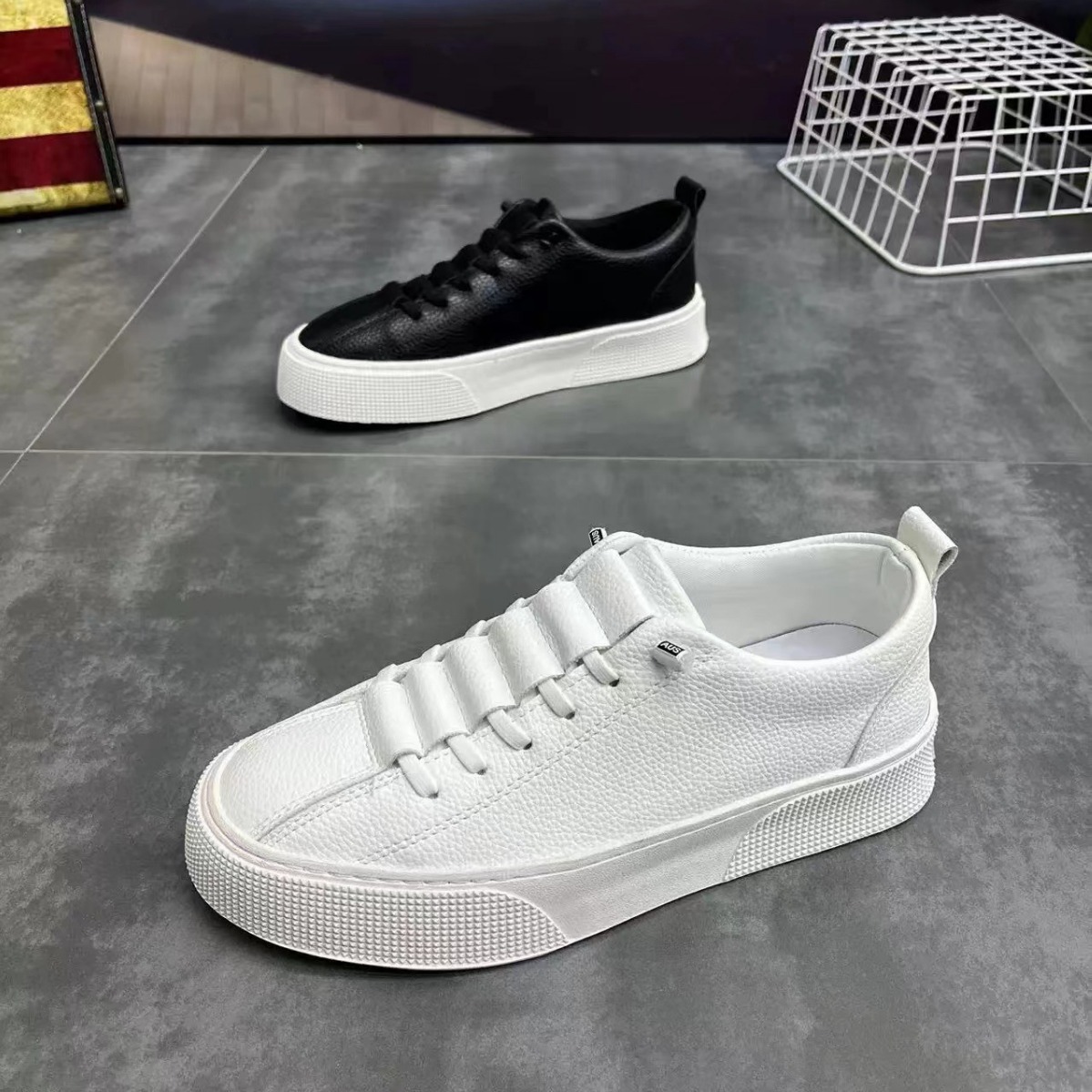 Men's Minimalist Low Cut Sports And Leisure Shoes foto 3