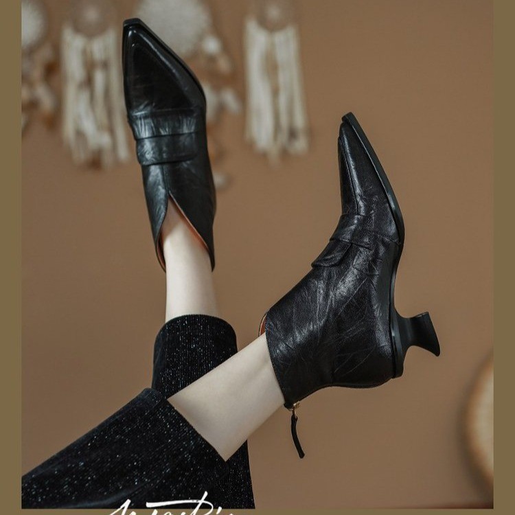 Womens French-style Vintage Pointed-toe Mid-heel Ankle Boots foto 2