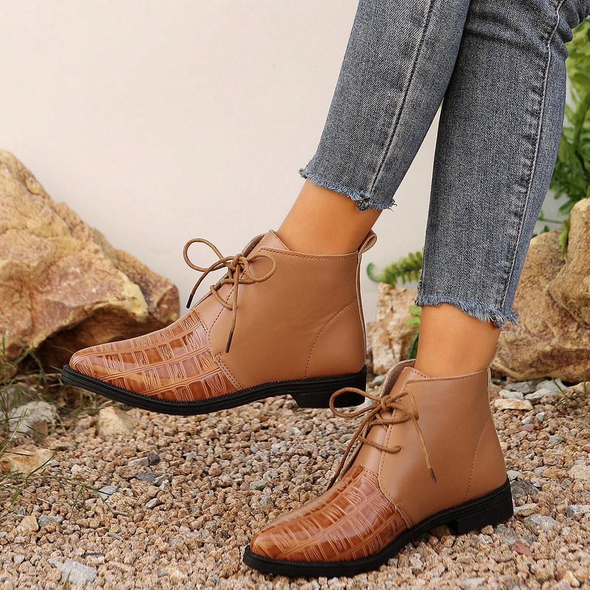 Retro Pointed Fashion Ankle Boots Women Flat Low Heel foto 4