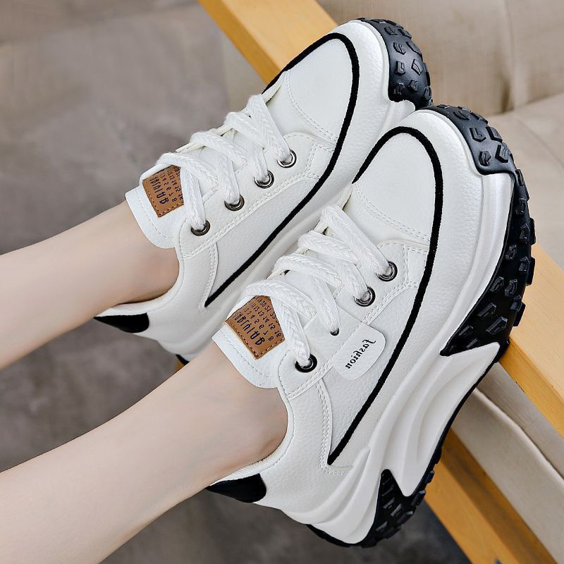 Versatile And Breathable Casual Sneakers For Students foto 2