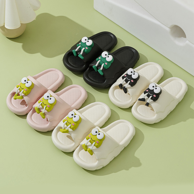 New Cartoon Frog Slippers Indoor Soft Soled Non-slip Floor Bathing Slipper For Women House Shoes Summer Couple Slippers foto 2