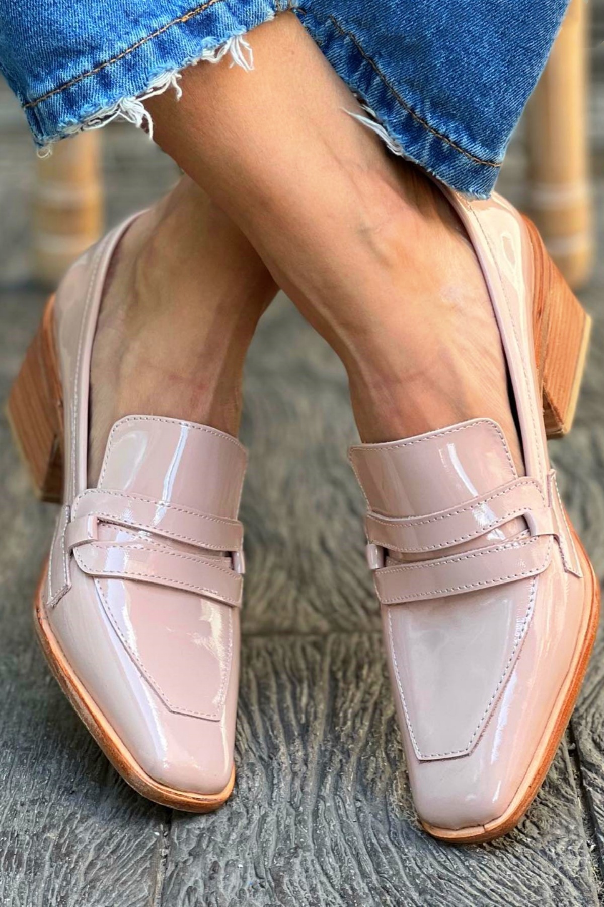 Fashion Square Toe Slip-on Paint Oversized Shoes Women foto 3