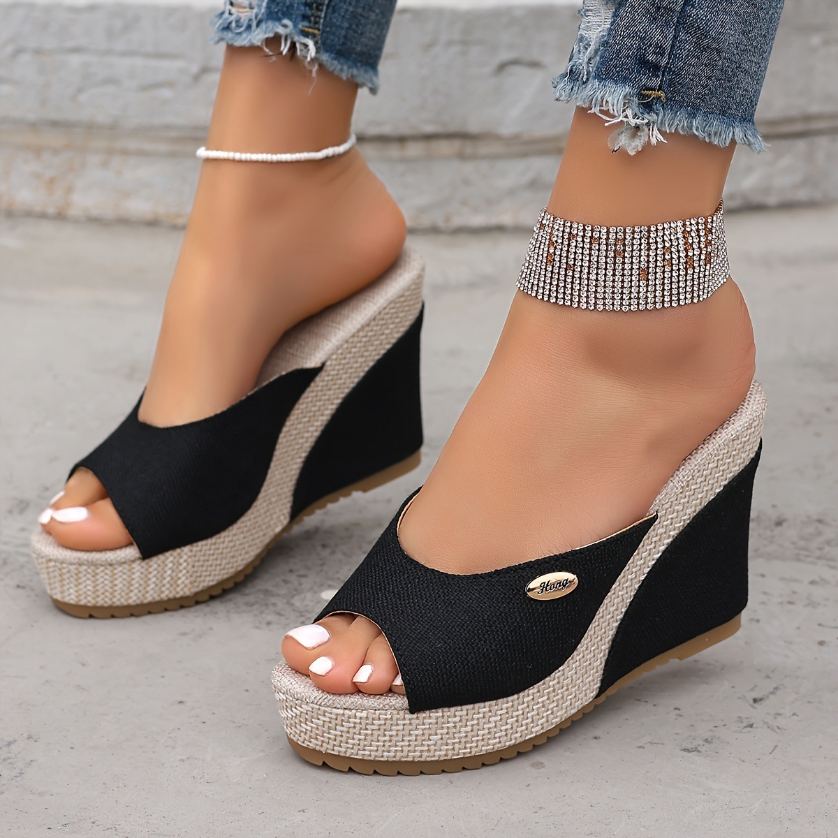 Women's Black Wedge Sandals With Buckle Details, Stylish And Generous foto 4