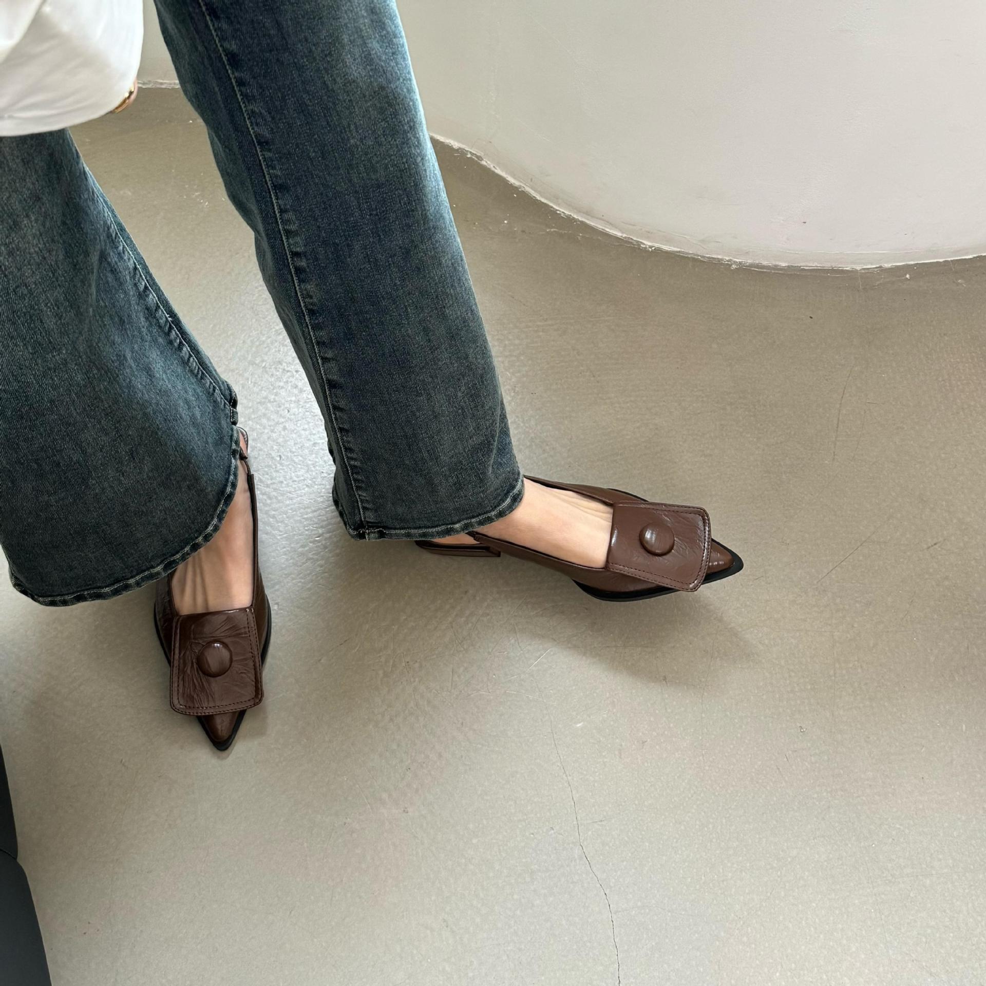 Low-cut Low Heel Closed Toe Sandals Women's Pointed Toe Shoes Back Strap foto 3
