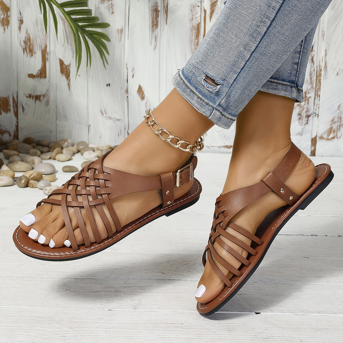 Flat Buckle Open Toe Retro Style Cross Strap Lightweight Beach Slippers