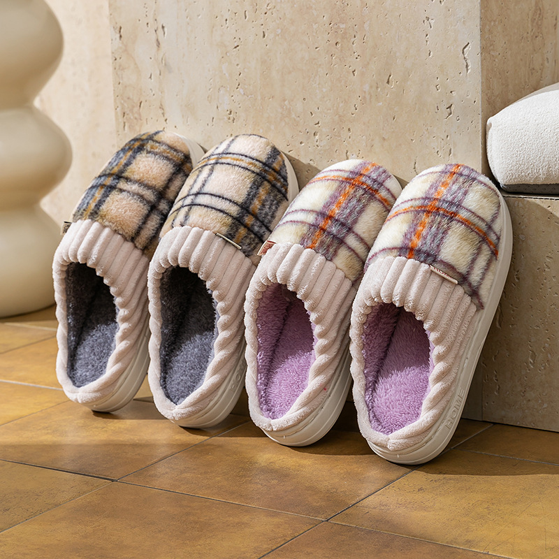 Plaid Plush Slippers Warm Soft Non-slip Bedroom Home Slipper For Couples Women Men House Shoes foto 4