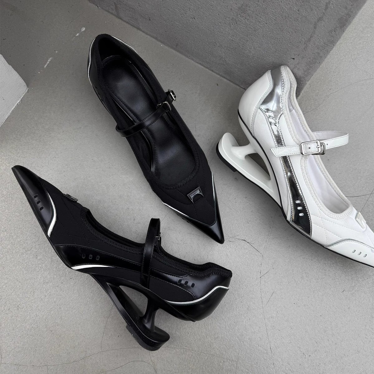 Womens French-style Pointed-toe Stilettos foto 3