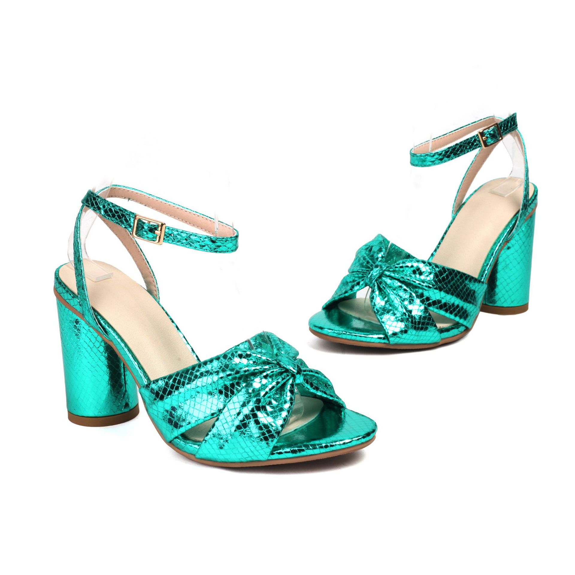 High Heel Plus Size Peep Toe Ankle Buckle Sandals foto 5
