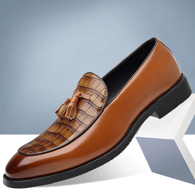 Mens Pointed-Toe British-Style Business-Casual Slip-On Leather Shoes foto 5