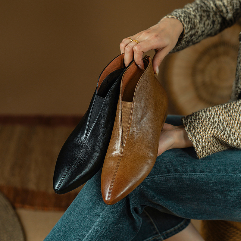 Retro Low-heeled Leather Ankle Boots With A Back Zipper foto 5