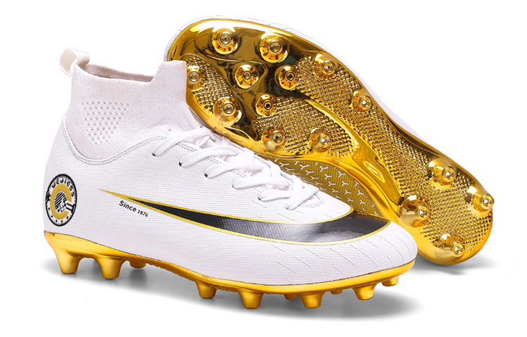 Training Special High-top Gold-plated Bottom Soccer Shoes foto 5