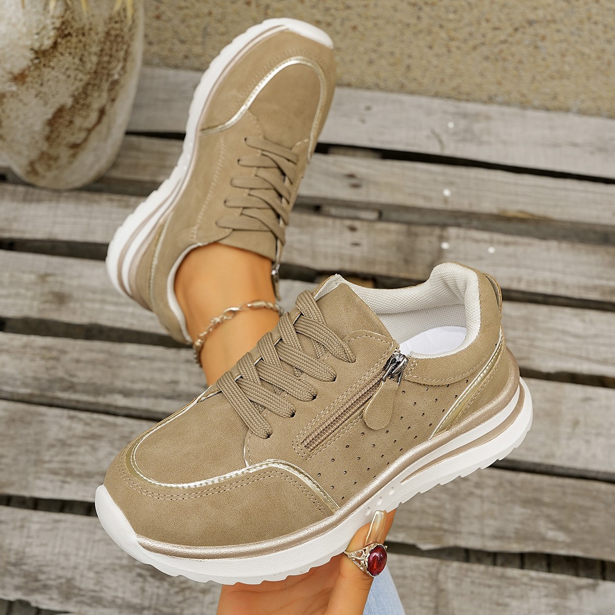 Side-zip Breathable Sneakers With A Chunky Sole For Comfort foto 3