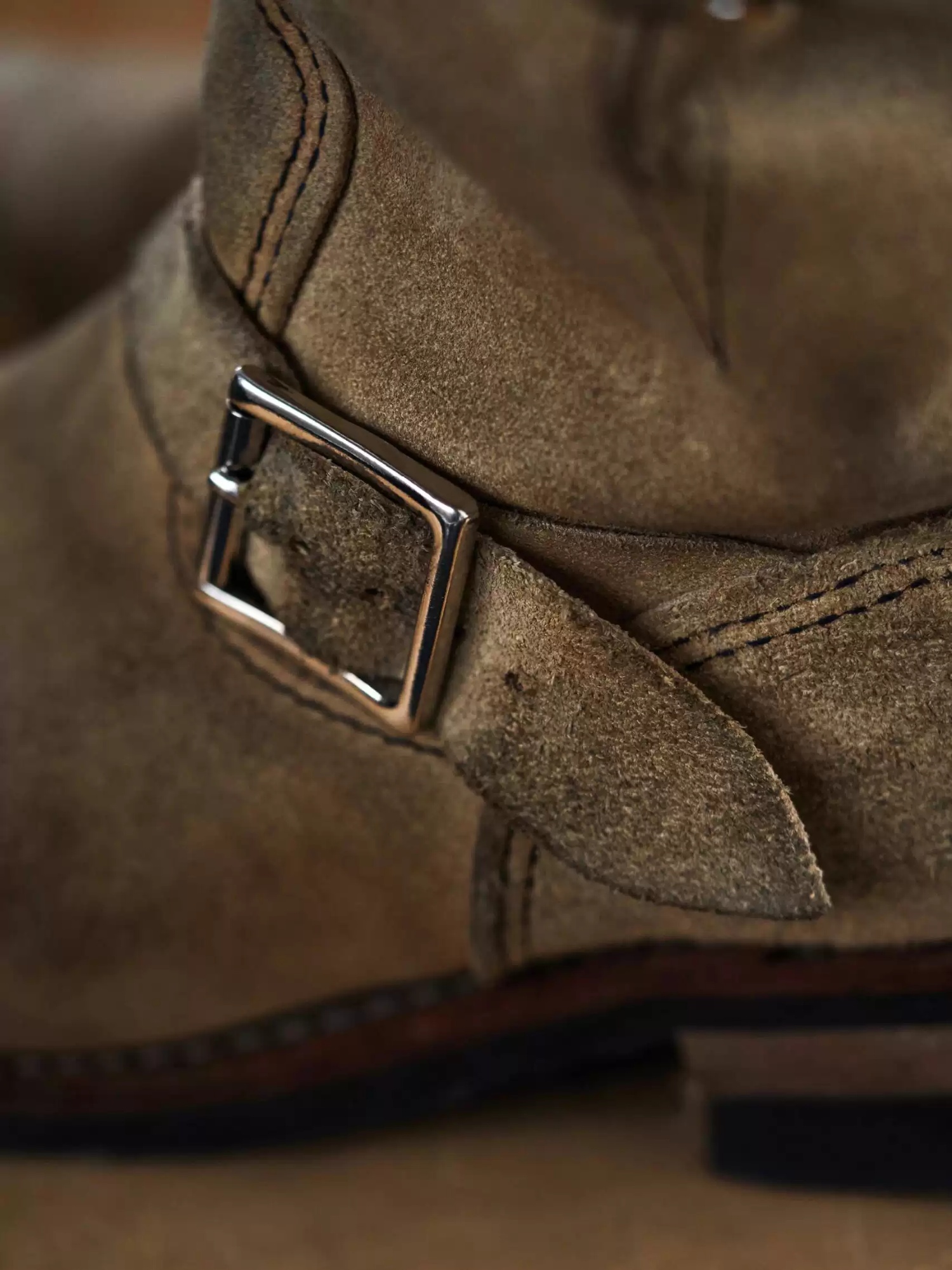 Retro Distressed Leather-buckle Short-shaft Engineer Boots foto 5