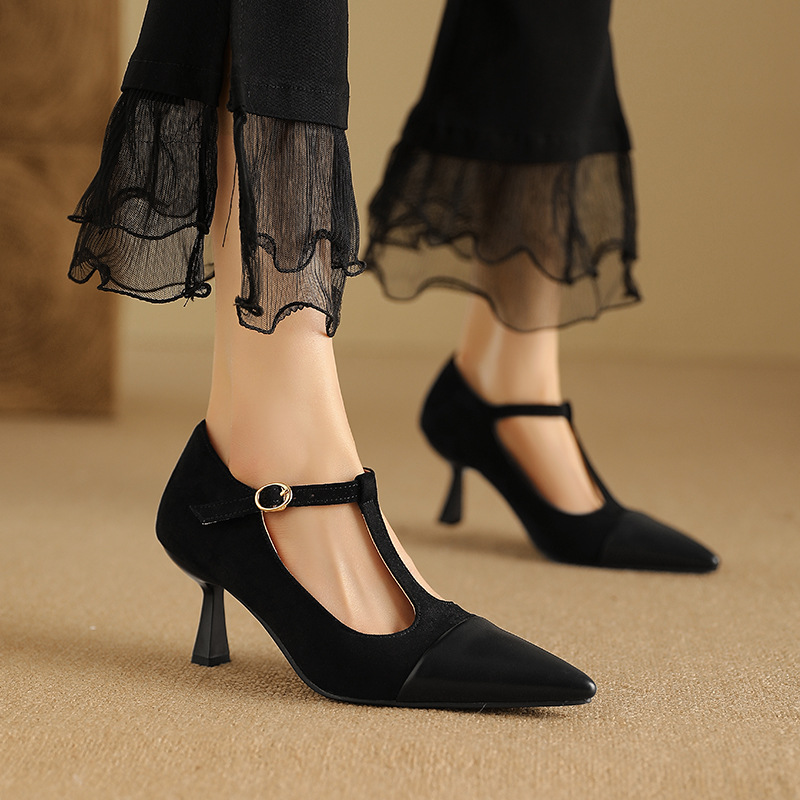 Elegant Womens T-Strap Stacked Heel Shoes foto 3