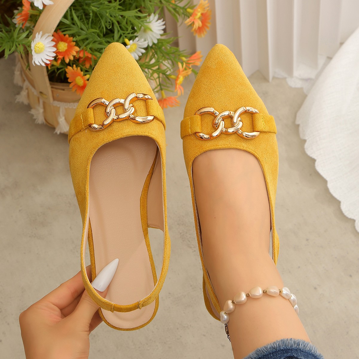 Cross-border Flat-heeled Vintage Closed-toe Sandals Open-back Suede Strappy Sandals With Horsebit Buckles foto 3