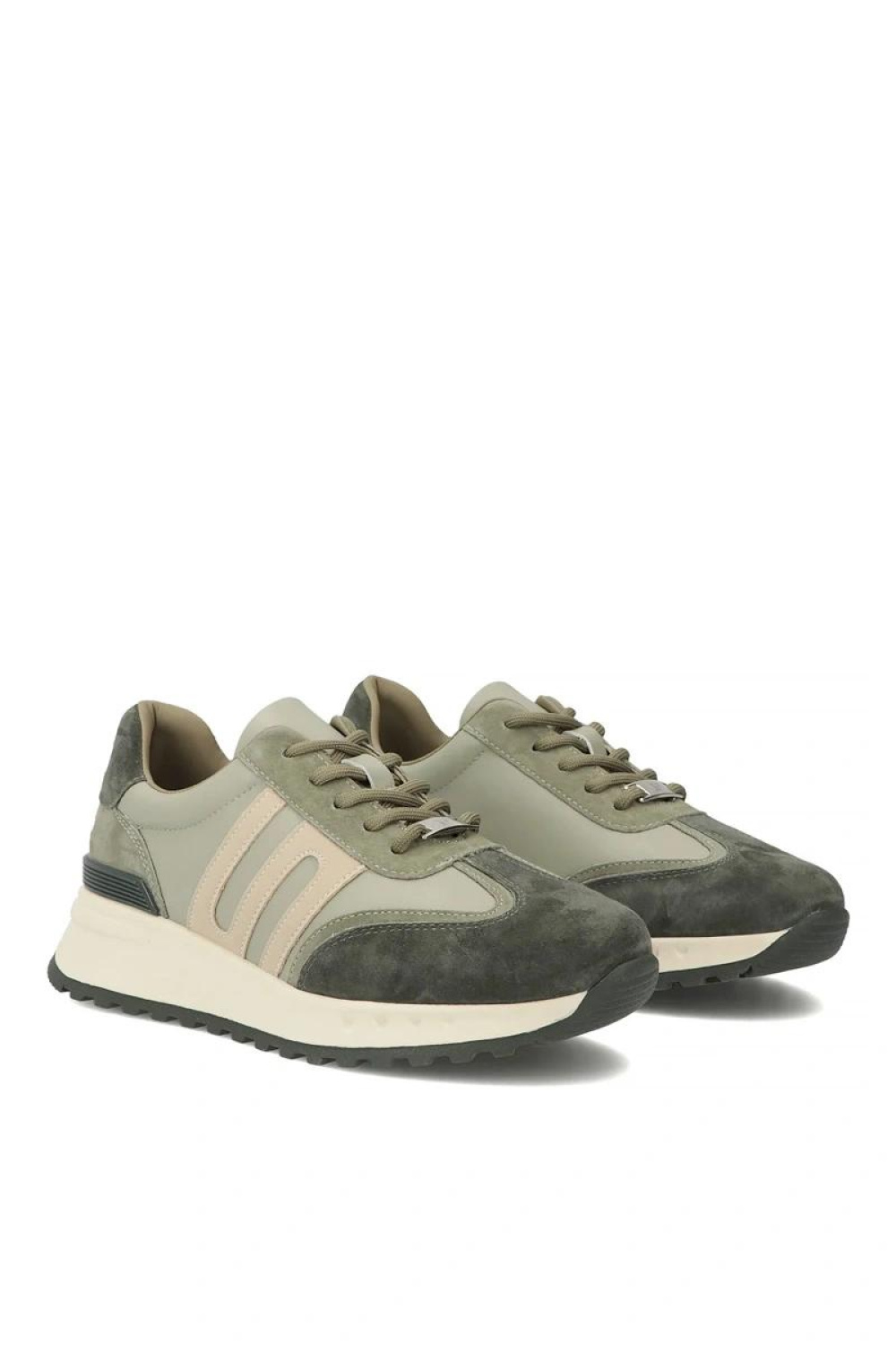 Sportschoenen op een platform Solea foto 4