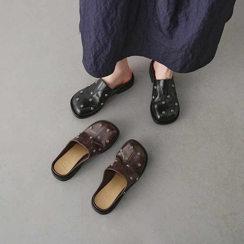 Breathable Full Grain Leather Studded Mules, Women's Slip-On Backless Shoes foto 3