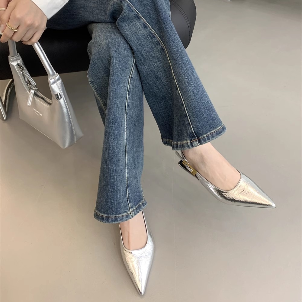 Thin Low Heel Strap Pointed Leather Shoes foto 4