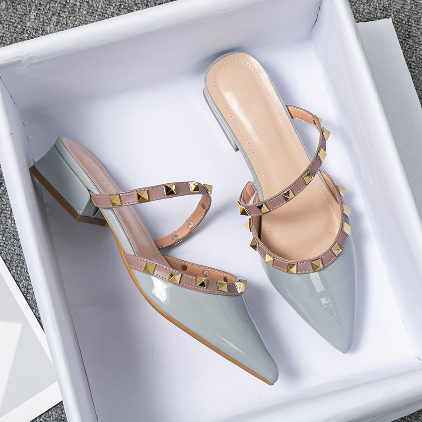 Mid-heel Pointed-toe Studded Sandals