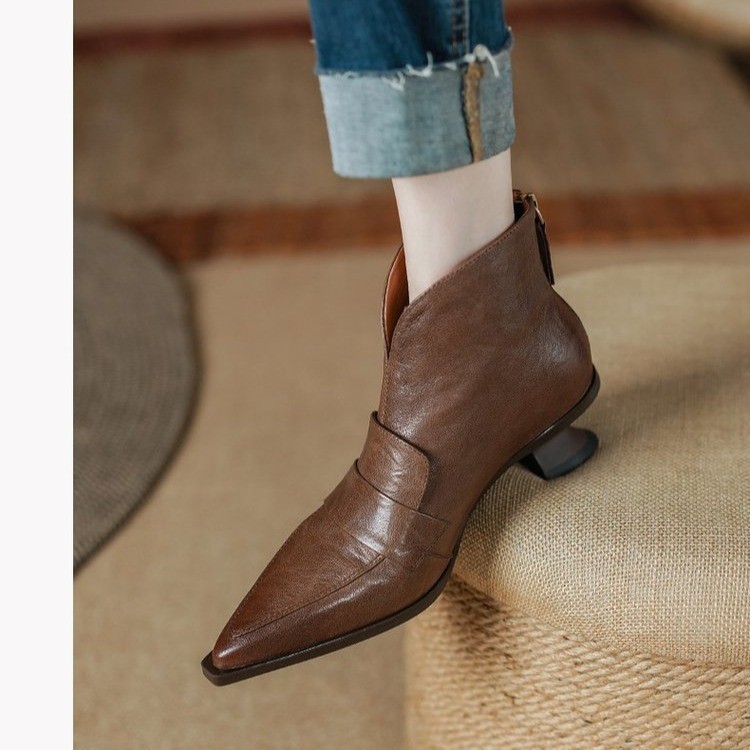 Womens French-style Vintage Pointed-toe Mid-heel Ankle Boots foto 4