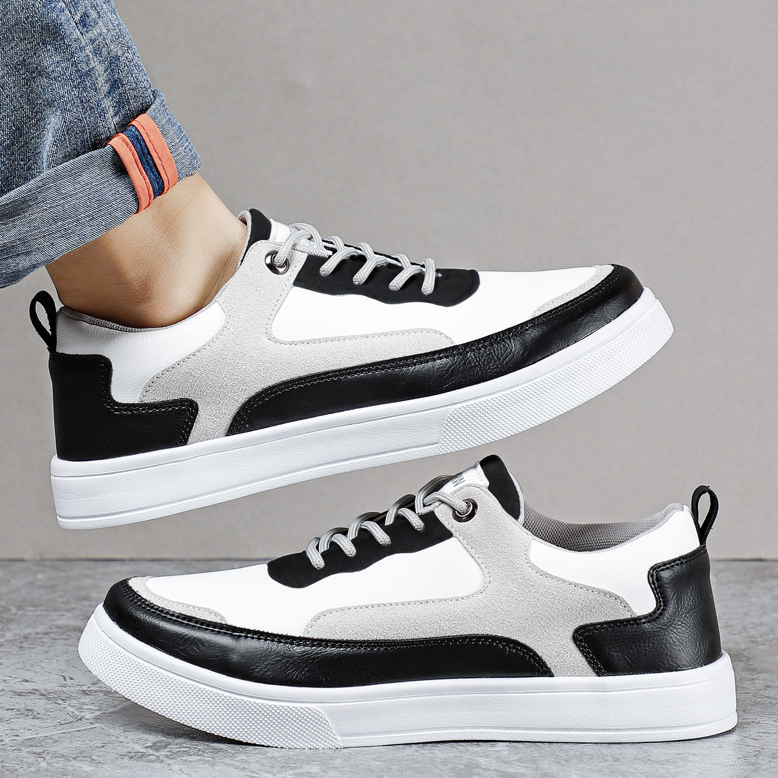 Men's Stylish And Lightweight Leather Surface Color Matching Casual Shoes foto 2
