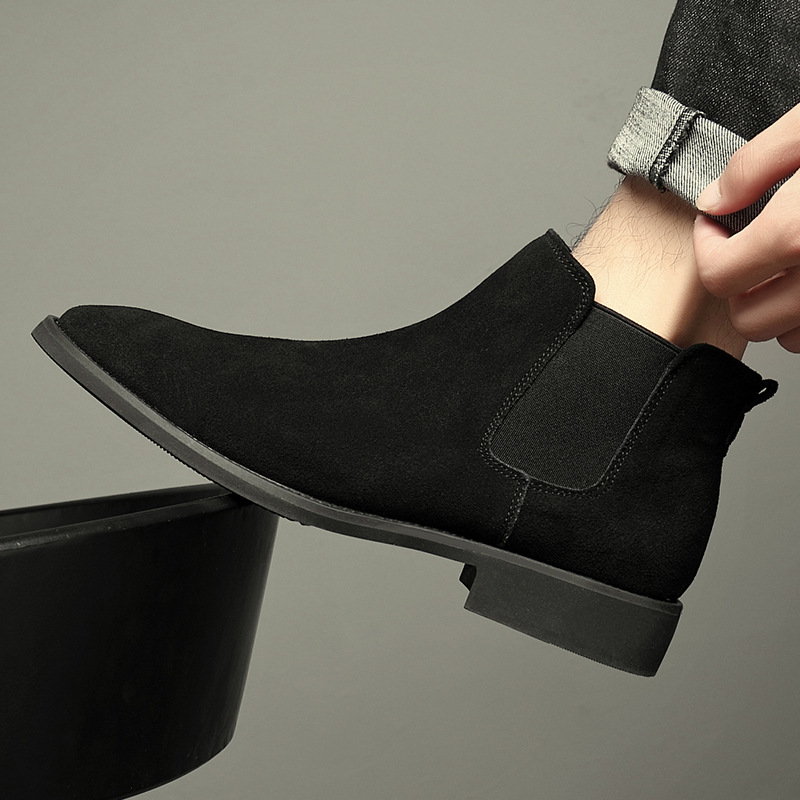 Breathable Autumn And Winter British Style Pointed Suede Short Martin Boots For Men foto 4