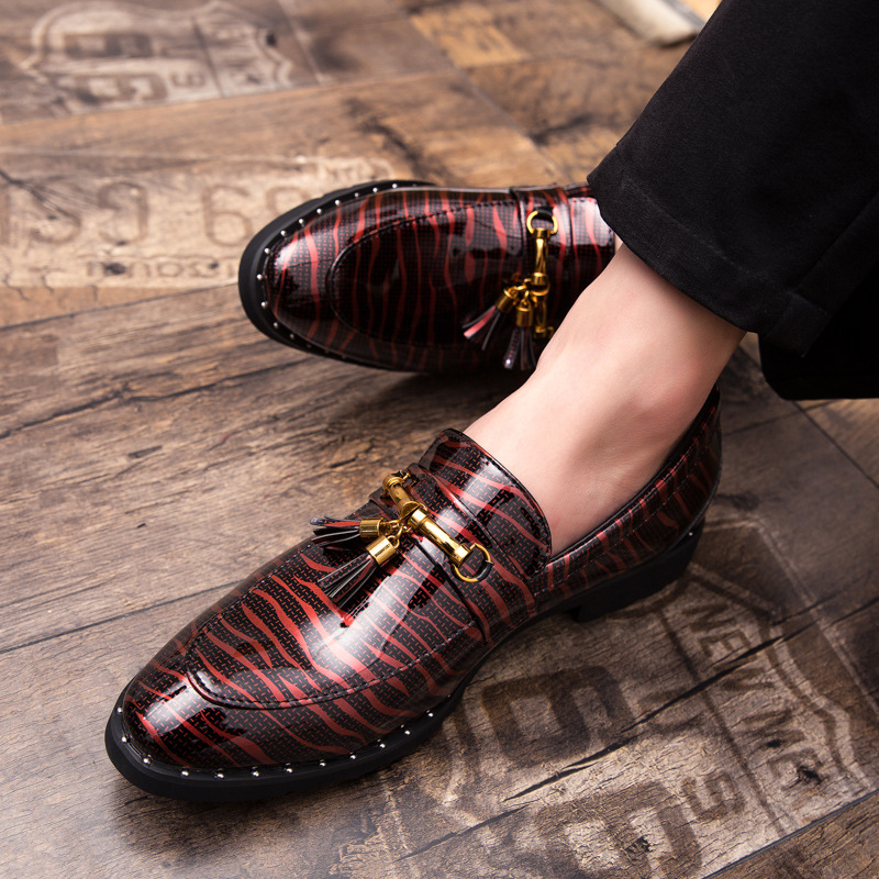 Men's British Pointed Leather Shoes Korean Style foto 4